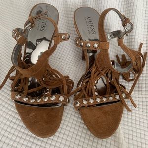 GUESS Women's Galiena Fringe Sandal Size 8
